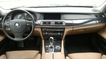 BMW Seria 7 F01 Sedan 750i 407KM 2009 BMW 750, zdjęcie 8