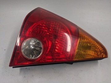 DAIHATSU YRV SVĚTLO ZADNÍ LEVÝ EU 22051682
