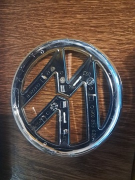 VW GOLF 6 VI 5K0853630A ZNAKY ZNAK LOGO KRYT ZADNÍ NOVÝ ORIGINÁLNÍ