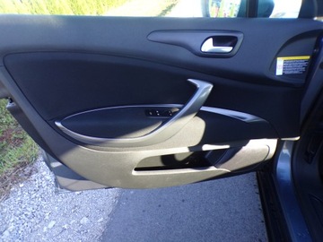 Citroen C5 III Sedan 2.0 HDi FAP 136KM 2008 Citroen C5 2.0 HDI Auto Sprowa .zarejestrowane ., zdjęcie 12