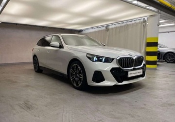 BMW Seria 5 G90-91 2025 BMW Seria 5 520i M Pakiet sportowy, Faktura VAT 23, Gwarancja, Serwis ASO, zdjęcie 1