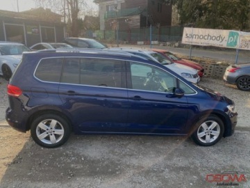 Volkswagen Touran III 1.4 TSI 150KM 2017 Volkswagen Touran 1.4 tsi 150 KM pasek nowy polski salon high line f-k VAT, zdjęcie 13