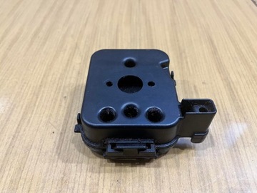 КРЫШКА КОРПУСА ВОЗДУШНОГО ФИЛЬТРА HOMELITE HB-180V