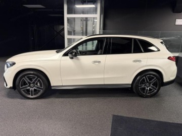 Mercedes GLC C254/X254 Coupe 2.0 220d 197KM 2026 MERCEDES-BENZ GLC 220 d 4-Matic AMG Line 2.0 (197KM) 2026, zdjęcie 3