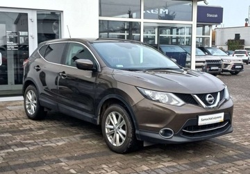 Nissan Qashqai II Crossover 1.2 DIG-T 115KM 2015 Nissan Qashqai 1,2T 115kM Acenta Salon Polska 1.2 Benzyna 115KM, zdjęcie 1