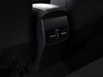 Suzuki Swace Kombi 1.8 Hybrid 122KM 2022 Suzuki Swace Comfort+ hybryda grzane fotele kamera, zdjęcie 37