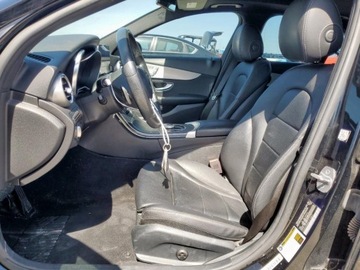 Mercedes Klasa C W205 2019 Mercedes-Benz Klasa C 2019 MERCEDES-BENZ C 300 2.0 Benzyna 241KM, zdjęcie 6