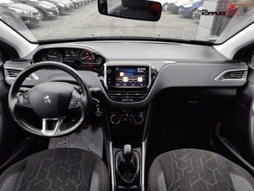 Peugeot 2008 I SUV Facelifting 1.2 PureTech 110KM 2017 Peugeot 2008 1.2 Benzyna 110KM Navi Led Gwarancja 1.2 Benzyna 110KM, zdjęcie 13