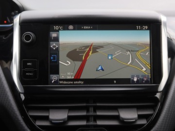 Peugeot 2008 I SUV 1.2 PureTech 110KM 2015 Peugeot 2008 1.2 PureTech, Salon Polska, zdjęcie 12