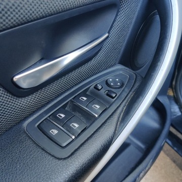 BMW Seria 3 F30-F31-F34 Touring Facelifting 2.0 320d EfficientDynamics Edition 163KM 2018 BMW Seria 3 BMW Seria 320d Automat 163KM Panorama Super Stan 2.0 Diesel, zdjęcie 24