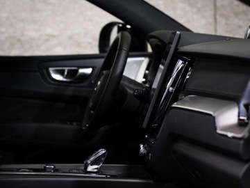 Volvo XC60 II Crossover Plug-In Facelifting 2.0 T8 455KM 2025 XC60 T8 Plug-In Hybrid AWD Ultra Black Edition 2.0 (455KM) 2025, zdjęcie 16