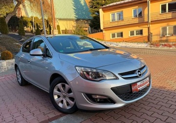 Opel Astra J GTC 1.4 Turbo ECOTEC 140KM 2014 Opel Astra COSMO 1.4T 140ps 6Biegow Xenon LED Tylko96TysPrzebiegu PelnySer, zdjęcie 8
