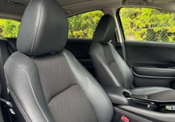 Honda HR-V II SUV Facelifting 1.5 i-VTEC 130KM 2019 Honda HR-V 1.5 130KM Executive Salon PL Manual Fvmarza 1.5 Benzyna 130KM, zdjęcie 6