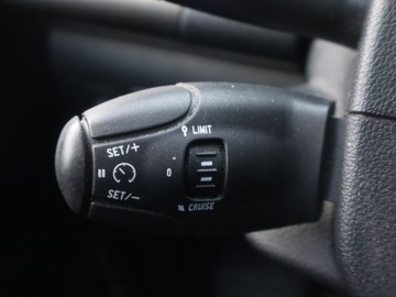 Peugeot 301 Sedan Facelifting 1.2 Puretech 82KM 2018 Peugeot 301 1.2 PureTech, Salon Polska, zdjęcie 11