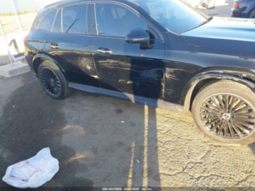 Mercedes GLC C254/X254 2023 Mercedes-Benz GLC 300 2023, 2.0L R4 255KM, RWD, auto odpala i jezdzi, od u, zdjęcie 5