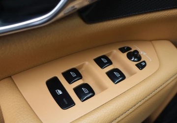 Volvo S90 II Sedan 2.0 D5 235KM 2017 Volvo S90 D5 240KM AWD Momentum Salon POLSKA I Wlasciciel Serwis ASO Poles, zdjęcie 18