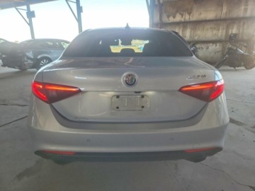 Alfa Romeo Giulia II 2022 Alfa Romeo Giulia 2022r., Super, 2.0L, od ubezpieczalni 2.0 Benzyna 284KM, zdjęcie 4