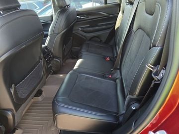 Jeep Grand Cherokee V 2024 Jeep Grand Cherokee Altitude 2024 3.6 Benzyna 293KM, zdjęcie 16