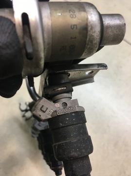 РЕЙКА ВПРЫСКА PASSAT B5 LIFT 1.6 078133551D