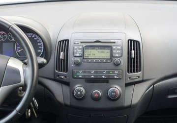 Hyundai i30 I CW Facelifting 1.6 DOHC CVVT 126KM 2011 Hyundai i30 1.6 Ben.125KM/Lift/ I, zdjęcie 18