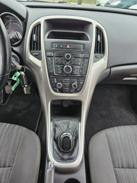 Opel Astra J Hatchback 5d 1.6 Twinport ECOTEC 115KM 2010 Opel Astra Opłacona Zdrowa Zadbana Serwisowana, zdjęcie 16