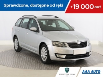 Skoda Octavia III Kombi 1.6 TDI CR DPF 110KM 2015 Skoda Octavia 1.6 TDI, Salon Polska, Klima
