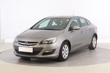 Opel Astra J Sedan 1.4 Turbo ECOTEC 140KM 2016 Opel Astra 1.4 T LPG, Salon Polska, Serwis ASO, zdjęcie 1