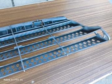 MASKA MŘÍŽKA MERCEDES A TŘÍDA W169 A1698801183
