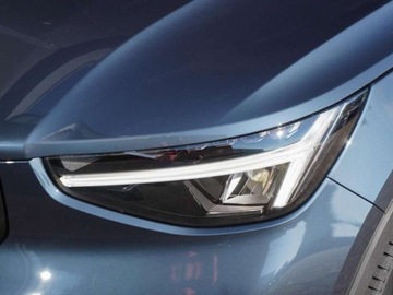 Volvo XC40 Crossover Facelifting 2.0 B3 163KM 2025 VOLVO XC40 B3 Plus Dark Suv 2.0 (163KM) 2025, zdjęcie 13