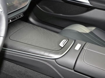 Mercedes Klasa E W214 Sedan 2.0 220d 197KM 2026 E Klasa 220 d 4-Matic AMG 2.0 (197KM) 2026, zdjęcie 12