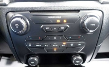 Ford Ranger V Pojedyncza kabina Facelifting 2019 2.0 EcoBlue 170KM 2020 Ford Ranger 2.0EcoBlue 170KM 4x4 Drugi facelifting 100 bezwypadkowy Stan B, zdjęcie 19