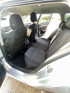 Skoda Octavia IV Scout 1.5 TSI ACT 150KM 2022 Skoda Octavia IV 1,5 benzyna 2022 r kombi, zdjęcie 9