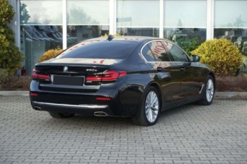 BMW Seria 5 G30-G31 Limuzyna Facelifting 2.0 520i 184KM 2021 BMW Seria 5 Bezwypadek sDrive PHEV XtraBoost Tempomat Asyst. park FV, zdjęcie 2