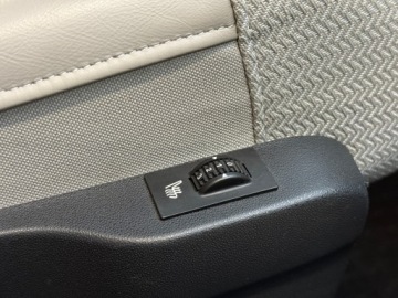 Citroen C4 Cactus Crossover Facelifting 1.2 PureTech 110KM 2018 Citroen C4 Cactus Polski Salon Podgrzewane fotele, zdjęcie 21