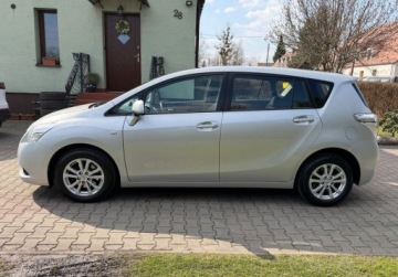 Toyota Verso Minivan 1.8 Valvematic 147KM 2010 Toyota Verso 1,8 147KM Automat Panorama Climatronic ASO Dla wymagajacych, zdjęcie 1