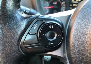 Toyota Yaris III Hatchback GRMN 1.8 Dual VVT-i 212KM 2017 Toyota Yaris Yaris 1.8 212KM Limitowana wersja GRMN 018400 FV23 ASO PL, zdjęcie 24