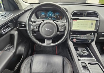 Jaguar F-Pace SUV 2.0 i4D 180KM 2017 Jaguar F-Pace Bezwypadkowy,Niski przebieg,Serwisowany,Polecam 2.0 Diesel, zdjęcie 8
