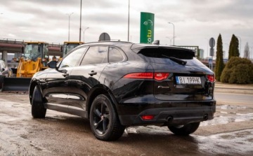 Jaguar F-Pace SUV 2.0 i4 250KM 2018 Jaguar F-Pace Jaguar F-Pace 25t AWD Premium 250KM 2.0 Benzyna 250KM, zdjęcie 7
