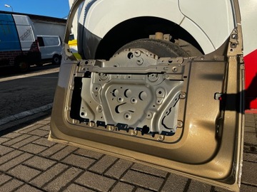 VÍKO KUFRU ZADNÍ KUFRU LAND ROVER DEFENDER