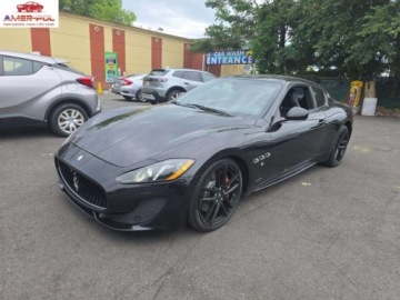 Maserati GranTurismo 2016 Maserati GranTurismo Sport Coupe 2016 4.7 Benzyna 454KM