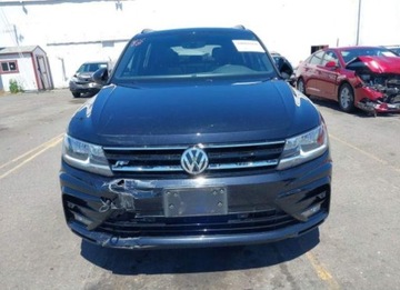 Volkswagen Tiguan II 2021 Volkswagen Tiguan 2021, 2.0L, 4x4, SE R-LINE BLACK, od ubezpieczalni 2.0, zdjęcie 4