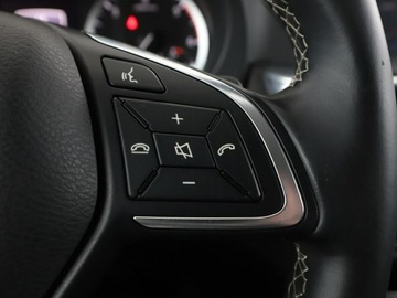 Infiniti Q30 1.5D 109KM 2018 Infiniti Q30 automat LED skóra navi klima auto, zdjęcie 29