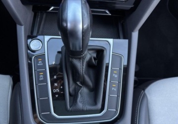 Volkswagen Arteon Fastback Facelifting 2.0 TDI 200KM 2022 Volkswagen Arteon 4Motion 200KM 2.0TDI DSG Elegance Business Asystenci Kam, zdjęcie 23