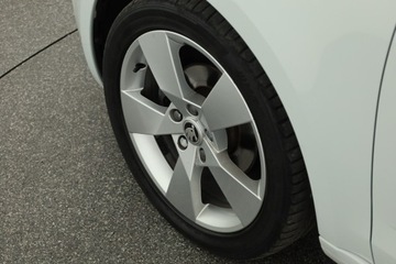 Skoda Octavia III Liftback Facelifting 1.6 TDI 115KM 2019 Skoda Octavia 1.6 TDI, Salon Polska, zdjęcie 11