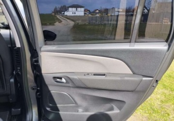 Citroen Grand C4 Picasso II Grand Picasso 1.6 e-HDi 114KM 2014 Citroen C4 Grand Picasso Citroen C4 Grand Picasso 1.6 Diesel 115KM, zdjęcie 27