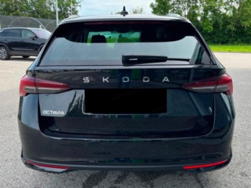 Skoda Octavia IV Liftback 1.5 TSI EVO 150KM 2025 Od ręki - Edition Selection 130 DSG 1.5 TSI mHEV 150KM / Pakiet Winter, zdjęcie 3