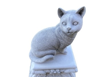 Betonowa figurka Kot do ogrodu