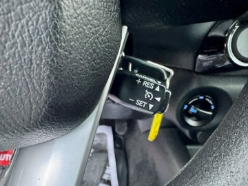 Toyota Hilux VIII Pojedyncza kabina Facelifting 2.4 D-4D 150KM 2022 Toyota Hilux / SALON PL / 128 tys.km / 2,4-150KM /, zdjęcie 17