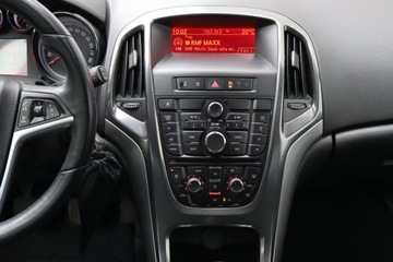 Opel Astra J Hatchback 5d 1.4 Turbo ECOTEC 140KM 2011 Opel Astra 1.4 T, Klima, Klimatronic, Tempomat, zdjęcie 12