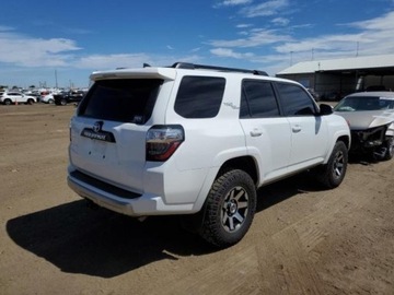 Toyota 2021 Toyota 4-Runner 2021r., SR5 Premium, od ubezpieczalni 4.0 Benzyna 270KM, zdjęcie 4